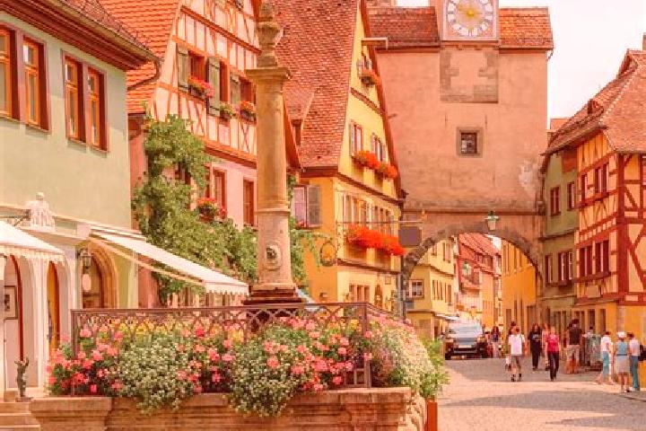 Ellie, 38 — Escort in Werdohl, Germany
