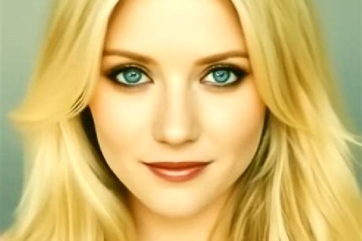 Ellie, 39, a blonde amber-eyed caucasian companion based in Mammari. Offering Girlfriend Experience, Erotic Massage, A-Level, OWO. Available for incall and o...