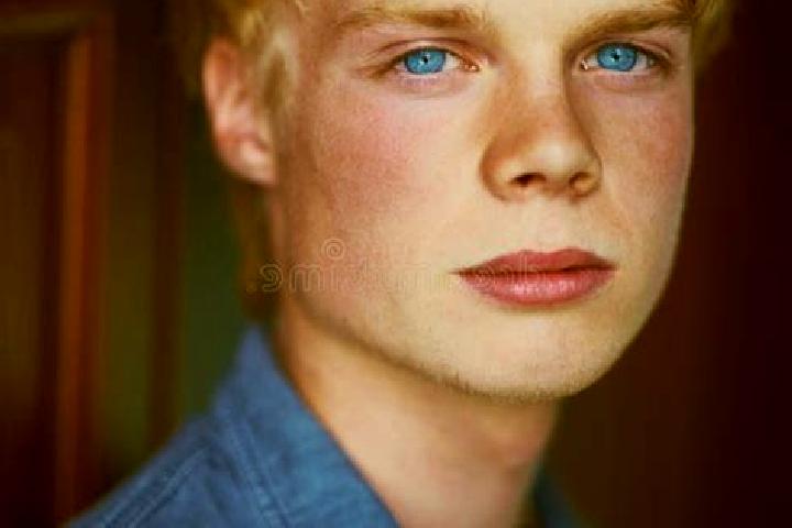 Ellie, 39, a blonde blue-eyed mediterranean companion based in San Torcuato. Offering Roleplay, Tantra, BDSM, Party Girl. Available for incall and outcall, o...