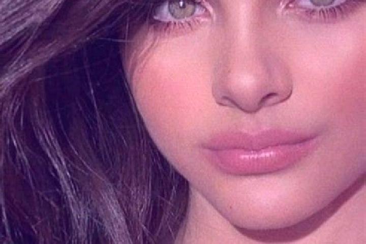 Ellie, 39, a brunette green-eyed latina companion based in Tielrode. Offering Deep French Kissing, A-Level. Available for incall and outcall, overnight booki...
