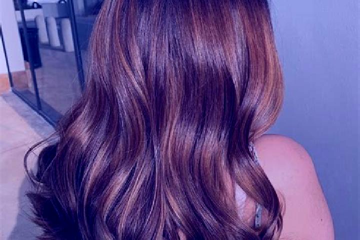 Ellie, 39, a chestnut brown-eyed slavic companion based in Pandora. Offering Erotic Massage, OWO, Roleplay. Available for incall and outcall, overnight booki...