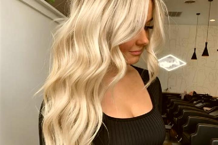 Ellie, 39, a platinum blonde amber-eyed asian companion based in Gunungsitoli. Offering Roleplay, Fetish, Domination. Available for incall and outcall, overn...