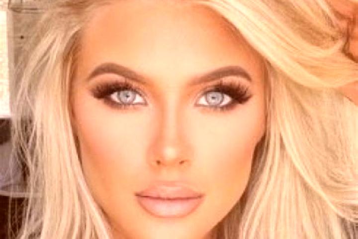 Ellie, 39, a platinum blonde hazel-eyed latina companion based in Uijin-dong. Offering Travel Companion, Massage, Domination, BDSM, Erotic Massage. Available...