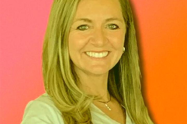 Ellie, 39 — Escort in Bellefontaine, United States