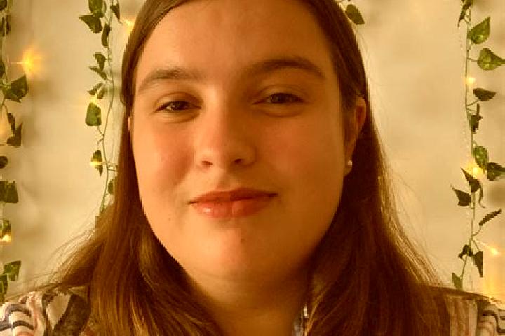 Ellie, 39 — Escort in Briar, United States