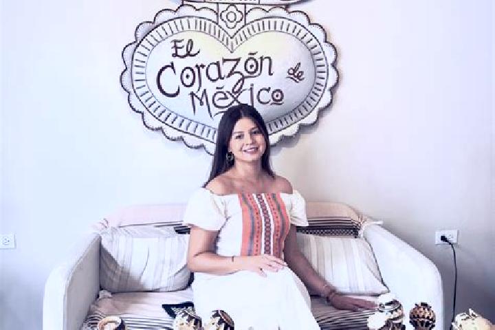 Ellie, 39 — Escort in Chalcatzingo, Mexico