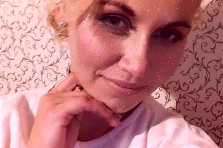 Ellie, 39 — Escort in Dmitrovka, Ukraine