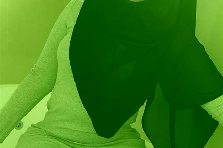 Ellie, 39 — Escort in Owmal, Iran