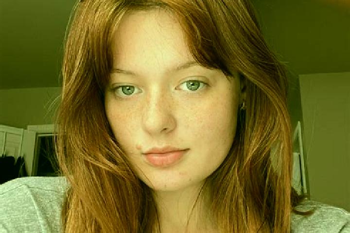 Emily, 20, a auburn grey-eyed caucasian companion based in Neunkirchen am Main. Offering Duos, A-Level, Domination. Available for incall and outcall, day and...