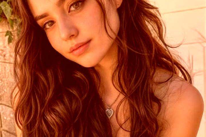 Emily, 20, a black hazel-eyed latina companion based in Alcoitao. Offering Deep French Kissing, Dinner Date, Fetish, Party Girl, GFE. Available for incall an...