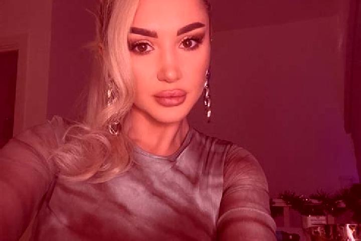 Emily, 20, a blonde dark-eyed middle eastern companion based in Kurakh. Offering Roleplay, BDSM, GFE. Available for incall and outcall, day and evening dates.