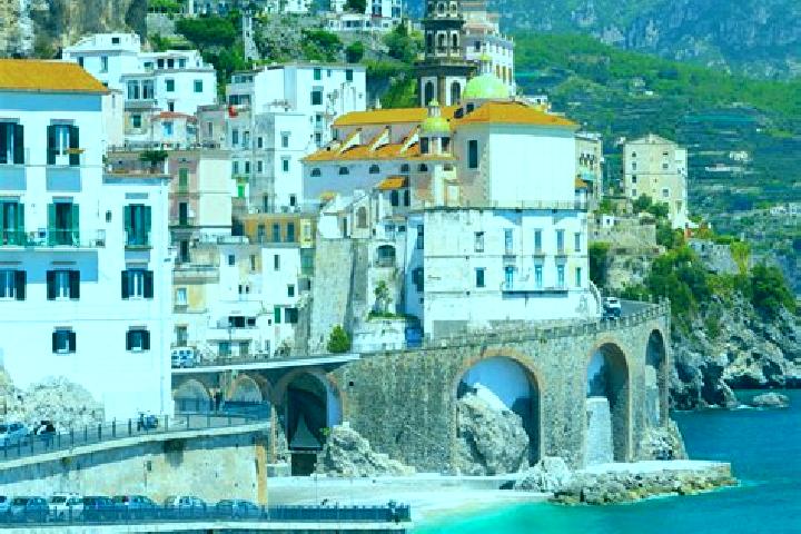 Emily, 20 — Escort in Arcola, Italy