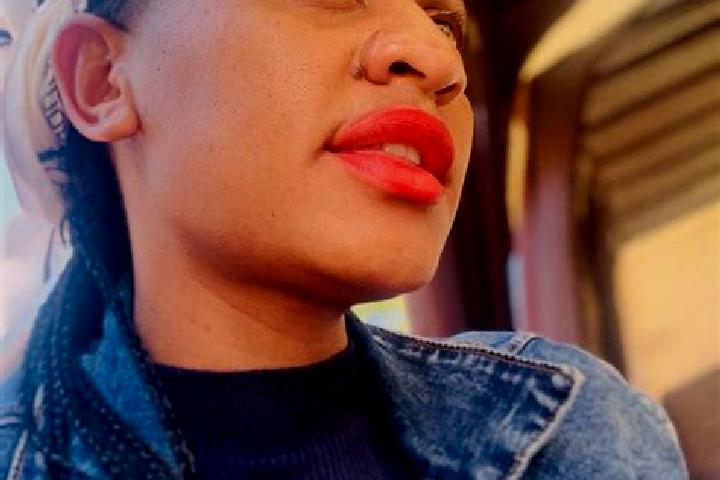 Emily, 20 — Escort in Mmadinare, Botswana