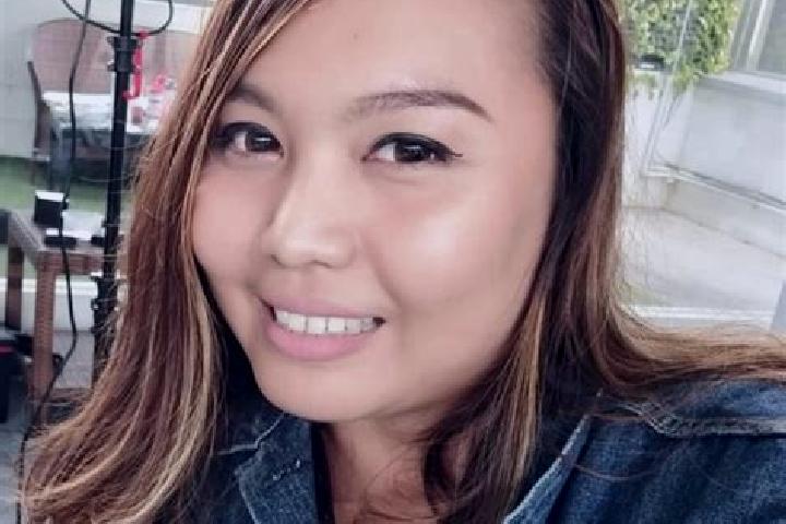 Emily, 20 — Escort in Suruhan, Indonesia