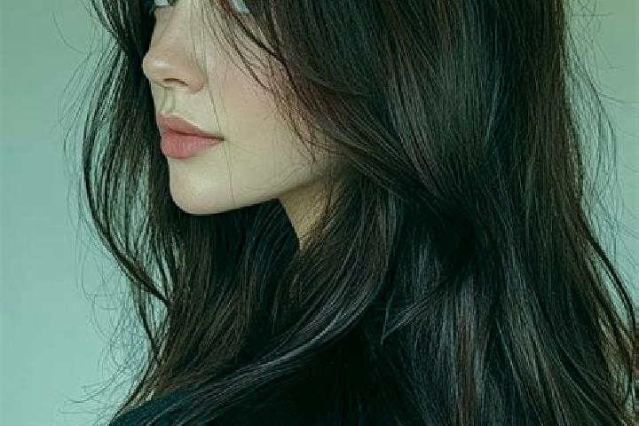 Emily, 21, a auburn brown-eyed asian companion based in Ghioroiu. Offering Duos, CIM, Roleplay, Girlfriend Experience, Erotic Massage. Available for incall a...