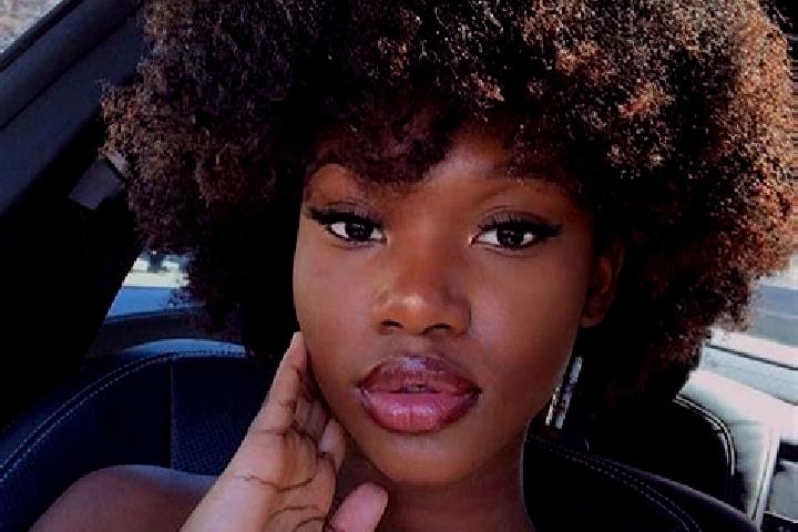 Emily, 21, a black dark-eyed ebony companion based in Bat Yam. Offering Duos, CIM, Party Girl. Available for incall and outcall, day and evening dates.