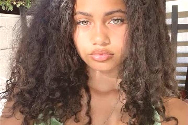 Emily, 21, a black green-eyed mixed companion based in Breuil-Cervinia. Offering Prostate Massage, BDSM, OWO. Available for incall and outcall, day and eveni...