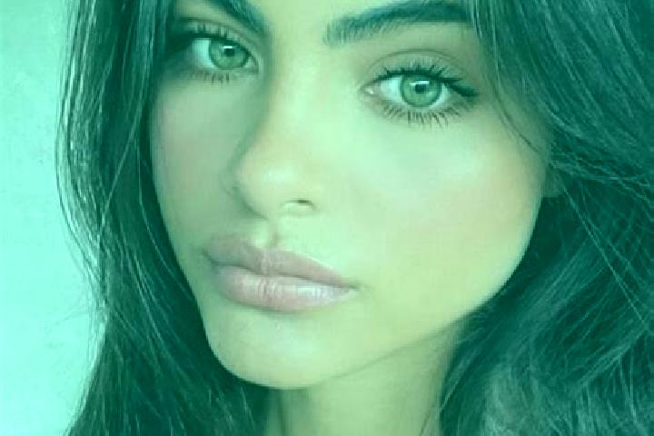 Emily, 21, a black hazel-eyed european companion based in Achenheim. Offering Tantra, OWO, Fetish. Available for incall and outcall, day and evening dates.