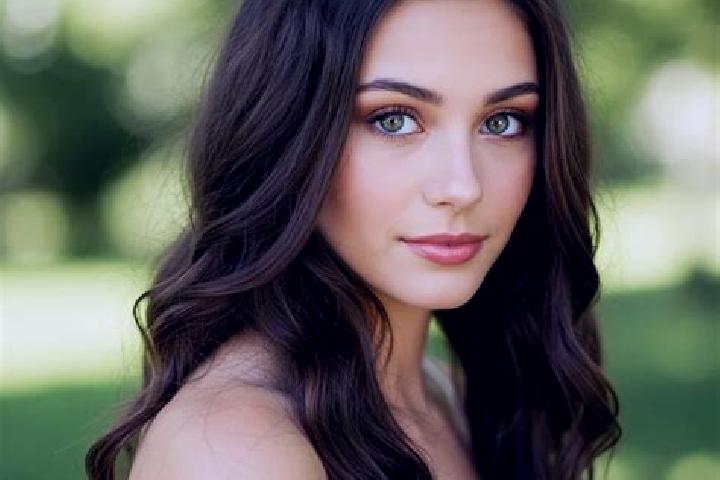 Emily, 21, a black hazel-eyed mediterranean companion based in Ursenbach. Offering Dinner Date, A-Level, Deep French Kissing. Available for incall and outcal...
