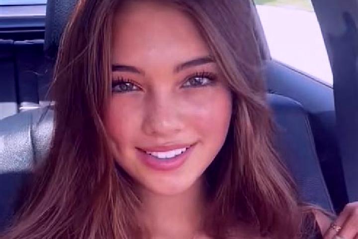 Emily, 21, a brunette green-eyed mixed companion based in Damaturu. Offering Prostate Massage, 69, CIM, Dinner Date. Available for incall and outcall, overni...