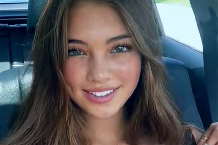 Emily, 21, a brunette grey-eyed slavic companion based in Sant Eufemia a Maiella. Offering Overnight, GFE, BDSM, Deep French Kissing, Prostate Massage. Avail...