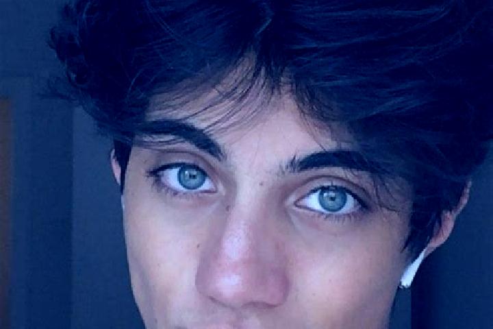 Emily, 21, a chestnut dark-eyed caucasian companion based in Valenzatico. Offering Massage, Erotic Massage, CIM, Dinner Date. Available for incall and outcal...