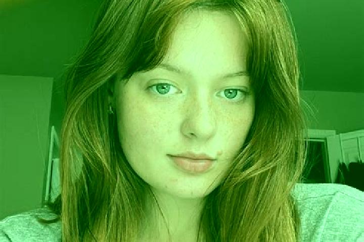 Emily, 21, a dark blonde amber-eyed mixed companion based in Yangjiao. Offering Tantra, Deep French Kissing, CIM. Available for incall and outcall, overnight...
