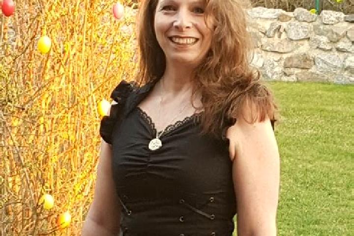 Emily, 21 — Escort in Grossklein, Austria
