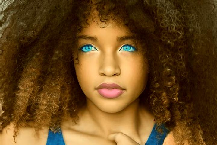 Emily, 22, a black blue-eyed mixed companion based in Kletnya. Offering Dinner Date, Overnight, BDSM, 69. Available for incall and outcall, day and evening d...