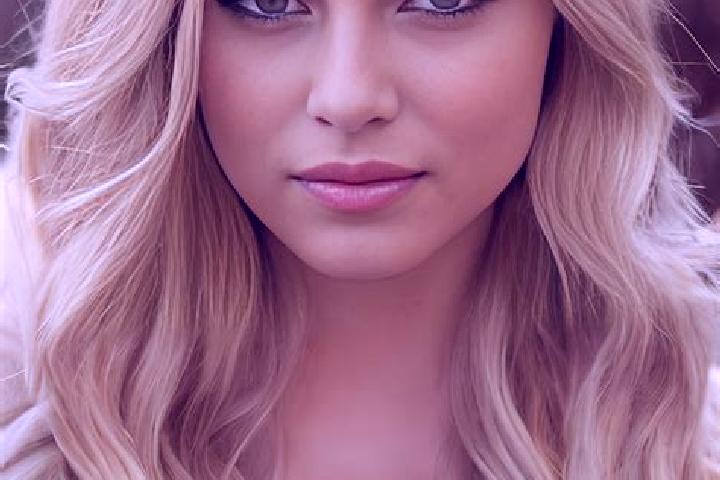 Emily, 22, a blonde grey-eyed caribbean companion based in Valfabbrica. Offering Deep French Kissing, A-Level, Fetish, Erotic Massage. Available for incall a...