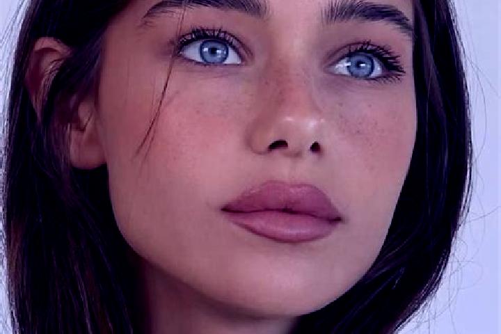 Emily, 22, a brunette brown-eyed european companion based in Muddy. Offering CIM, A-Level, Girlfriend Experience, Domination. Available for incall and outcal...