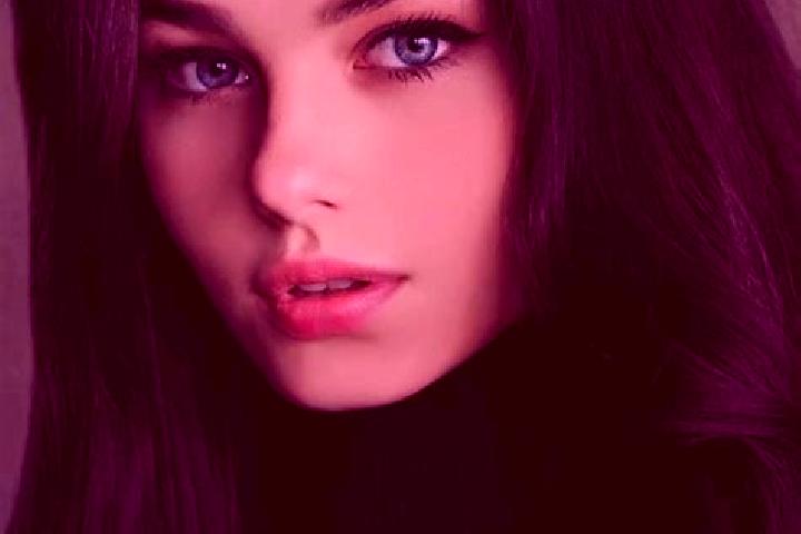 Emily, 22, a brunette dark-eyed caucasian companion based in Passagem Franca do Piaui. Offering Couples, Roleplay, Striptease, Dinner Date, GFE. Available fo...