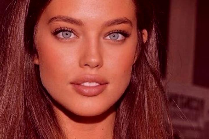 Emily, 22, a chestnut green-eyed caucasian companion based in Baric. Offering Erotic Massage, Deep French Kissing, BDSM. Available for incall and outcall, ov...