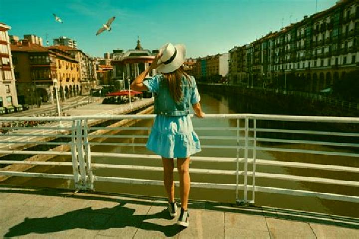 Emily, 22 — Escort in Olvera, Spain
