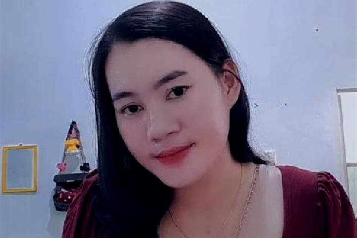Emily, 22 — Escort in Sekadau, Indonesia