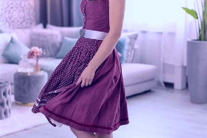 Emily, 22 — Escort in Weyer, Austria