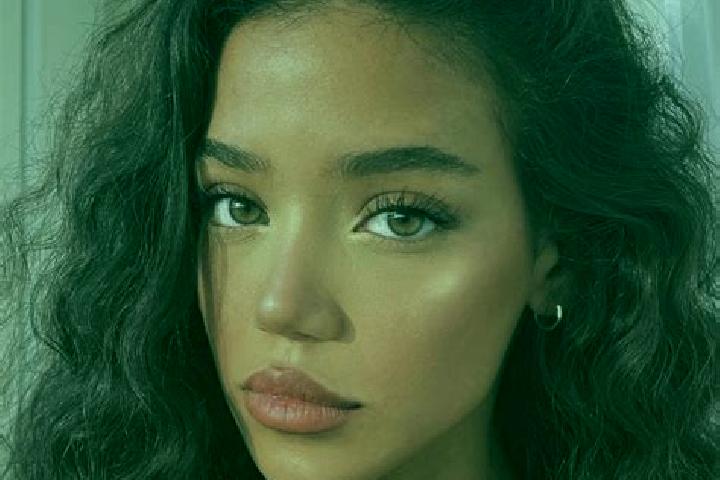 Emily, 23, a black brown-eyed caribbean companion based in Serenilla de Abajo. Offering Overnight, Roleplay, Fetish, Striptease. Available for incall and out...