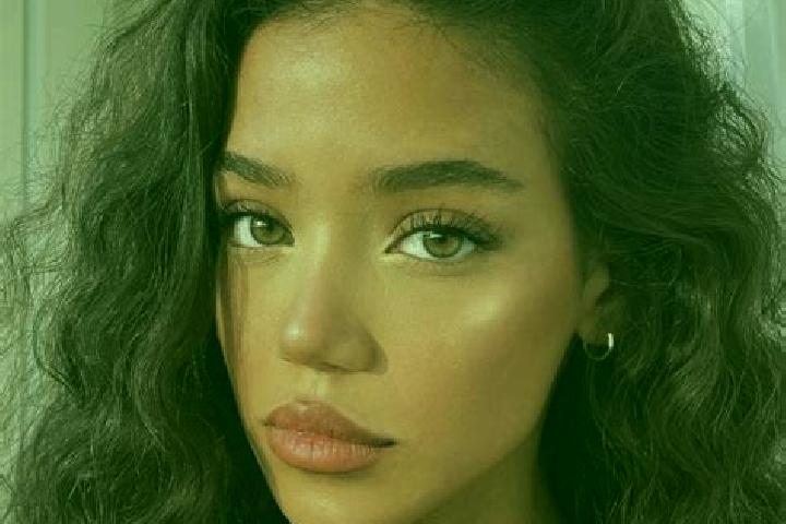 Emily, 23, a black brown-eyed mediterranean companion based in Mohsenabad. Offering GFE, Domination, BDSM. Available for incall and outcall, overnight bookin...