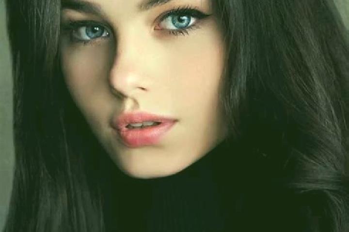 Emily, 23, a black dark-eyed slavic companion based in Valea Manastirii. Offering Couples, Prostate Massage, Roleplay, Overnight. Available for incall and ou...