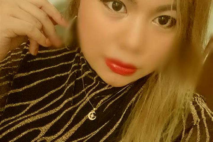 Emily, 23, a blonde amber-eyed asian companion based in Chiduo. Offering Erotic Massage, Massage, GFE, Fetish. Available for incall and outcall, day and even...
