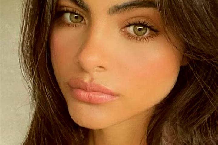 Emily, 23, a chestnut amber-eyed indian companion based in Habur. Offering Party Girl, Overnight, Travel Companion. Available for incall and outcall, overnig...
