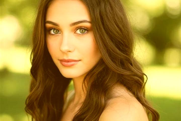 Emily, 23, a dark blonde hazel-eyed caucasian companion based in Alliste. Offering Roleplay, Tantra, Fetish, Striptease, Girlfriend Experience. Available for...