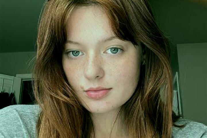 Emily, 23, a red blue-eyed slavic companion based in Lubumbashi. Offering Couples, GFE. Available for incall and outcall, day and evening dates.
