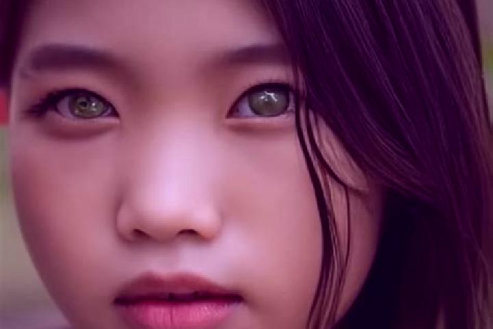 Emily, 23, a red green-eyed asian companion based in Youwasso. Offering CIM, Fetish, Overnight, 69. Available for incall and outcall, overnight bookings avai...