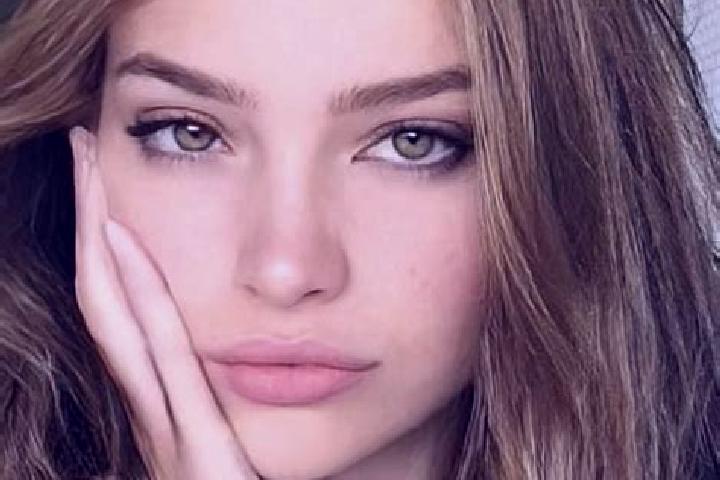 Emily, 23, a red hazel-eyed european companion based in Muribeca. Offering Duos, CIM, A-Level. Available for incall and outcall, overnight bookings available.