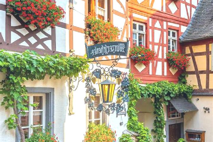 Emily, 23 — Escort in Allerbuettel, Germany