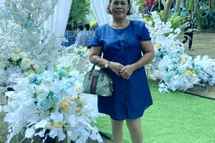 Emily, 23 — Escort in Kinatakutan, Philippines