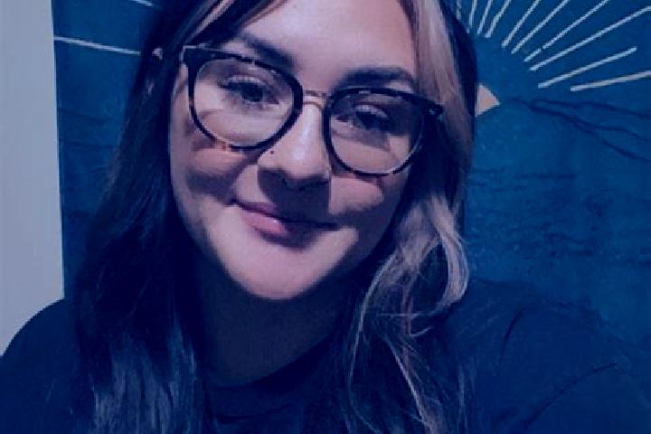 Emily, 23 — Escort in Porterville, United States