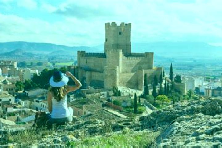 Emily, 23 — Escort in Villena, Spain