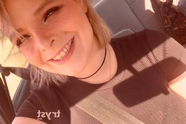 Emily, 23 — Escort in Winchester Park, United States